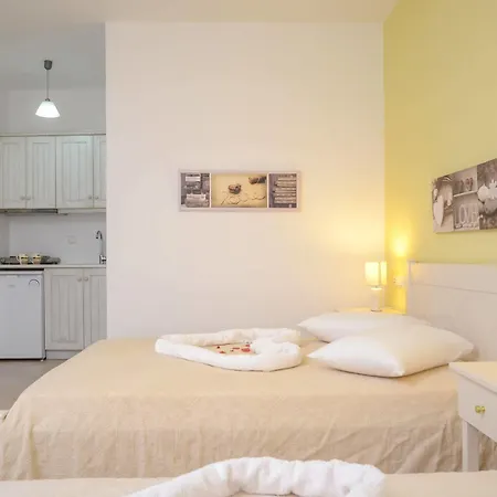 Aparthotel Francesca Agios Prokopios (Naxos)