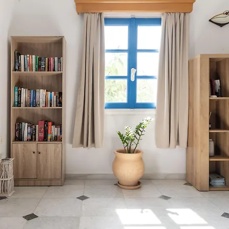 Francesca Agios Prokopios (Naxos)