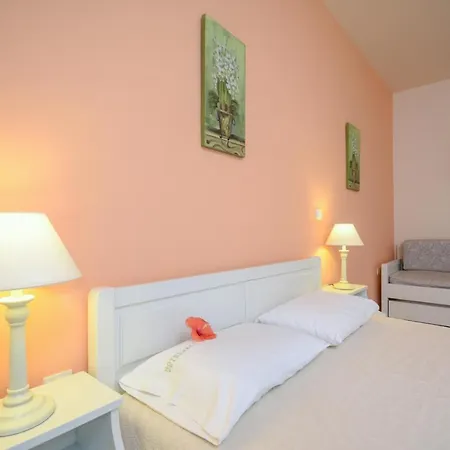 Francesca Hotel apartamentowy