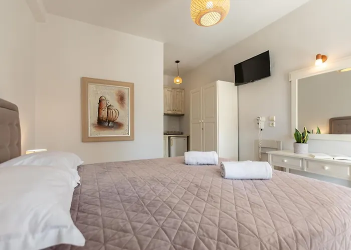 Francesca Agios Prokopios (Naxos)